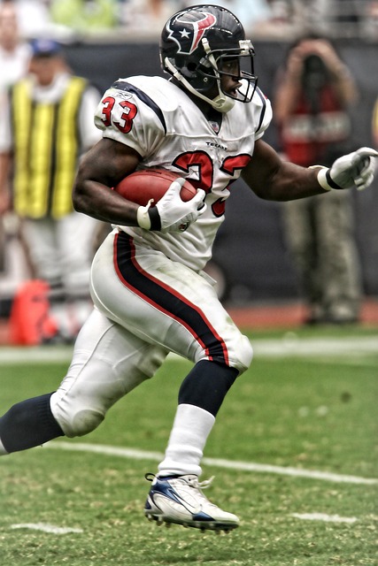 他都能游刃 他都能游刃